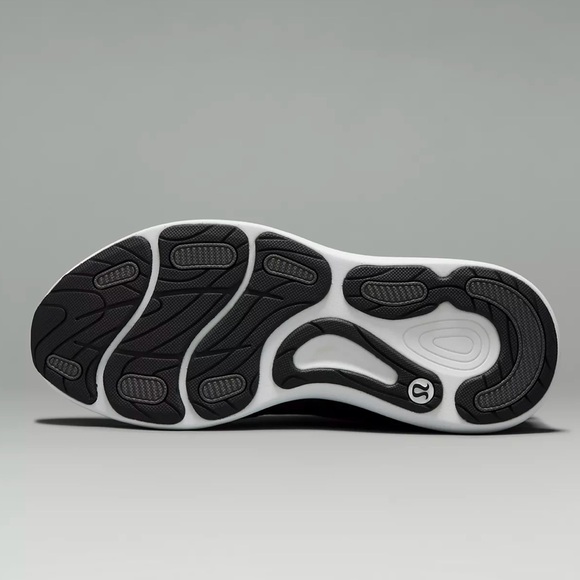 Lululemon Women's Chargefeel Low Workout Shoe BLACK - Picture 4 of 11